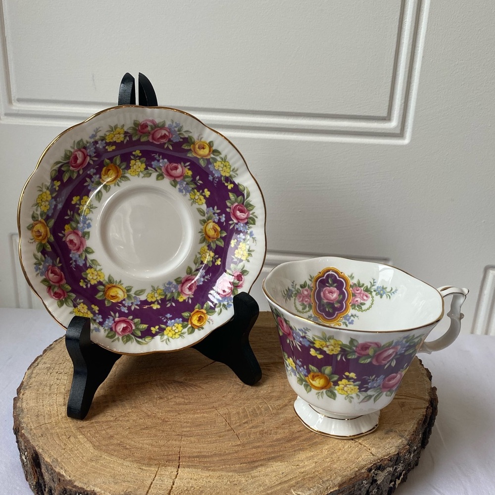 Royal Albert Garland Series Radiance Fine Bone China Footed Tea Cup And Saucer - Picture 3 of 9